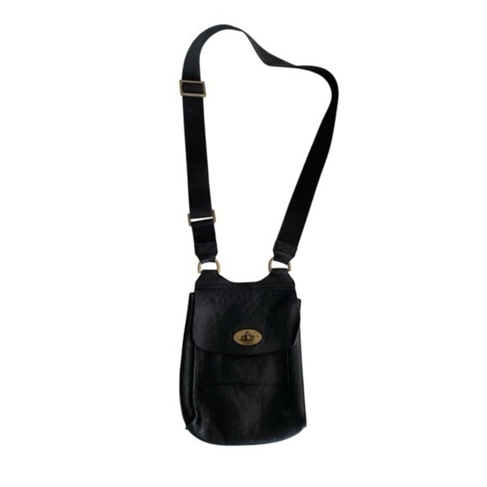 Mulberry Black Leather Crossbody Pouch with Gold Turn-Lock